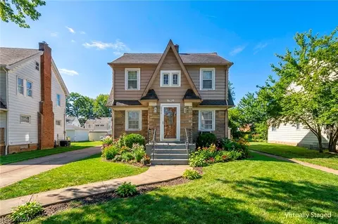 17913 Flamingo Ave, Cleveland, OH 44135