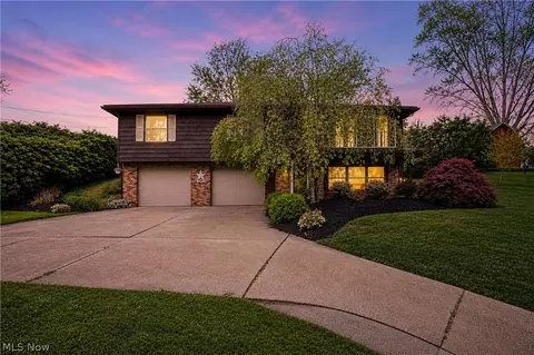 1941 Congress Lake Rd, Mogadore, OH 44260
