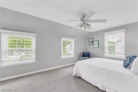 1547 Commodore Rd, Lyndhurst, OH 44124 photo 13