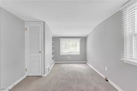 1547 Commodore Rd, Lyndhurst, OH 44124 photo 17
