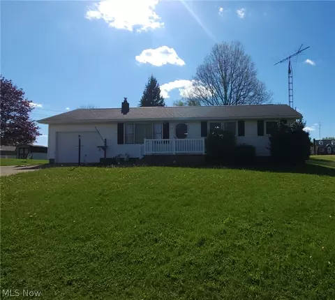 253 Oregon Ave, Louisville, OH 44641
