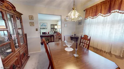 Dining - 7443 Sugartree Dr, Boardman, OH 44512 photo 2 of 2