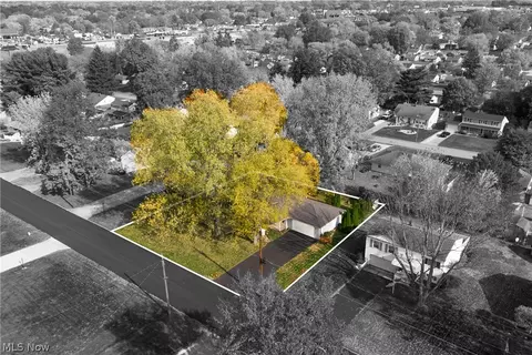 View/Area - 7443 Sugartree Dr, Boardman, OH 44512 photo 1 of 9