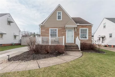 4003 Woodrow Ave, Parma, OH 44134