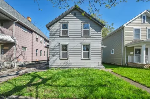 6900 Lawn Ave, Cleveland, OH 44102