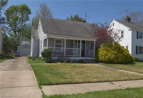 412 Alexander Ave, Lorain, OH 44052