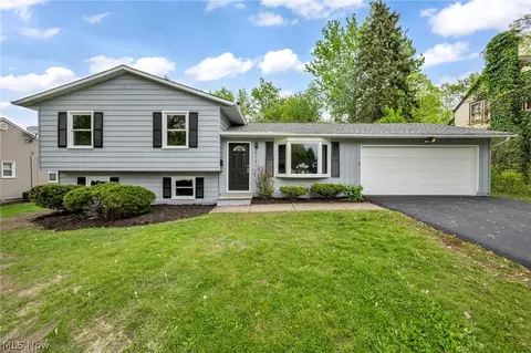 8143 Broadmoor Rd, Mentor, OH 44060