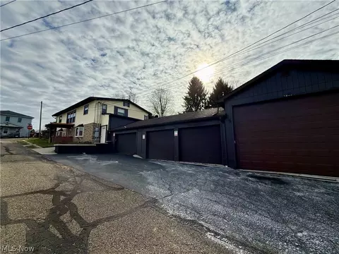 10 S Ohio St, Dellroy, OH 44620