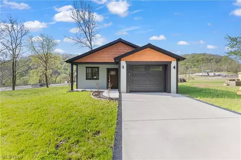 284 Central Ave, Weirton, WV 26062