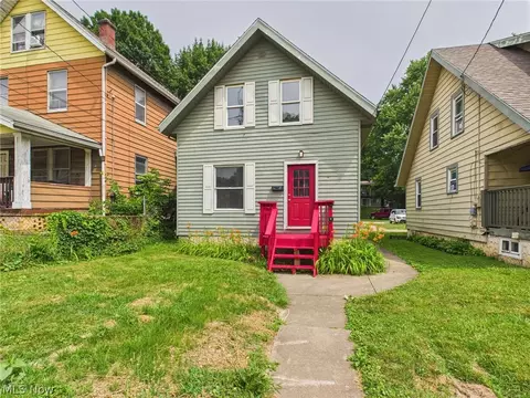 529 Gage St, Akron, OH 44311