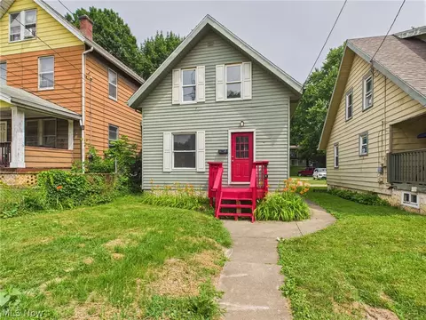529 Gage St, Akron, OH 44311