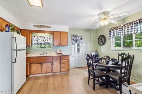 Kitchen - 1927 W Prospect Rd, Ashtabula, OH 44004 photo 1 of 5