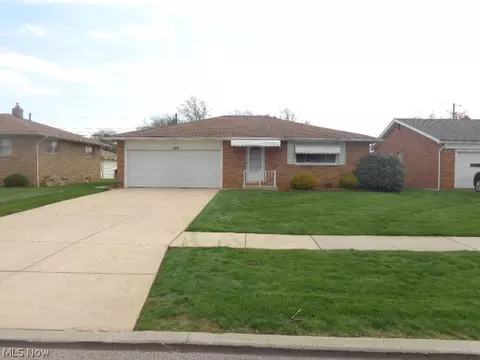 6195 Jamestown Dr, Parma, OH 44134