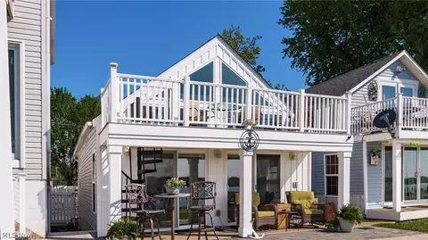 39 Rosebraugh Cir, Buckeye Lake, OH 43008