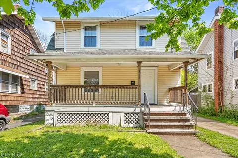 1037 Dietz Ave, Akron, OH 44301