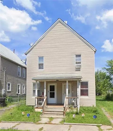 7814 Lawn Ave, Cleveland, OH 44102