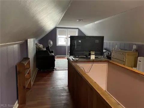 Entry Way - 809 Lakeview Ave NW, Canton, OH 44708 photo 1 of 1