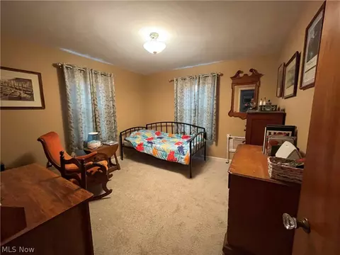 Bedroom - 809 Lakeview Ave NW, Canton, OH 44708 photo 1 of 3