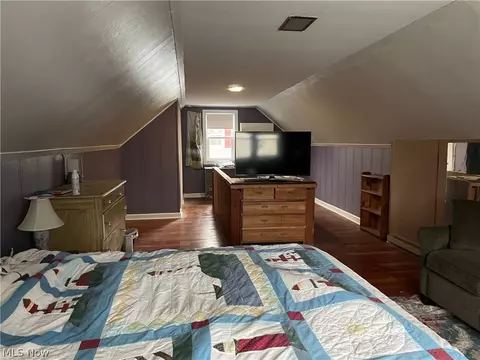 Bedroom - 809 Lakeview Ave NW, Canton, OH 44708 photo 3 of 3