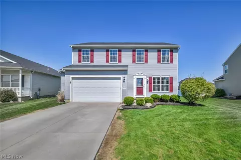 6730 High Perch Dr, North Ridgeville, OH 44039