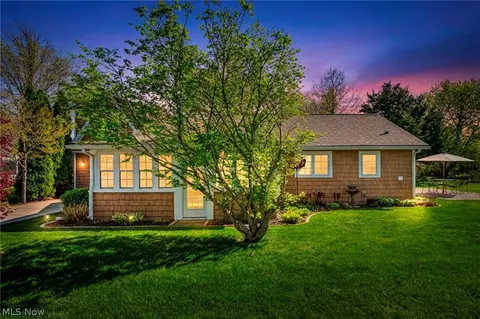 5814 E Poplar Ave, Port Clinton, OH 43452