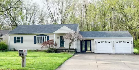 42009 Adelbert St, Elyria, OH 44035