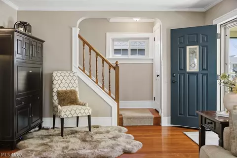 Entry Way - 122 Overlook Ave, Wadsworth, OH 44281 photo 1 of 2