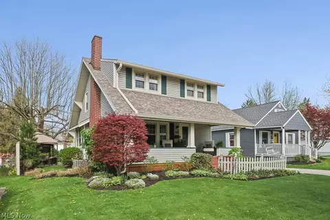 Exterior - 122 Overlook Ave, Wadsworth, OH 44281 photo 3 of 13