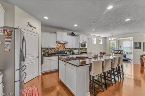 488 Arbor Ln, Copley, OH 44321 photo 11