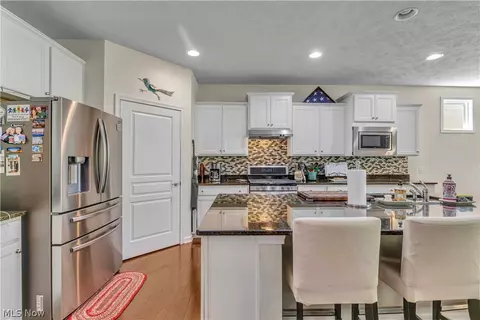 488 Arbor Ln, Copley, OH 44321 photo 12