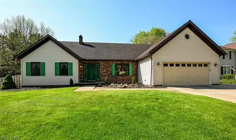 11040 Brookview Dr, Brecksville, OH 44141
