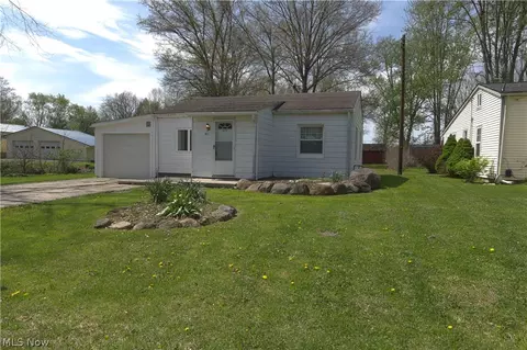 10924 Libby Ave, Elyria, OH 44035