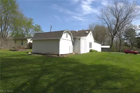 Exterior - 10924 Libby Ave, Elyria, OH 44035 photo 2 of 3