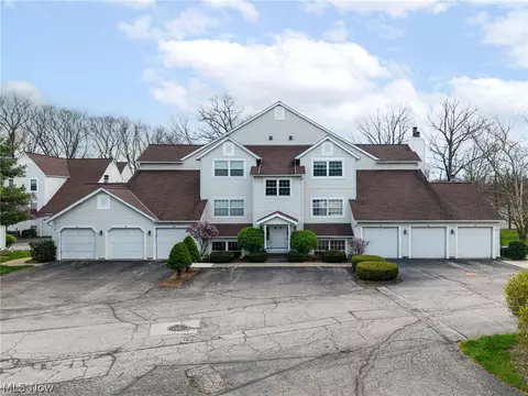 1203 W River Rd N #A3, Elyria, OH 44035