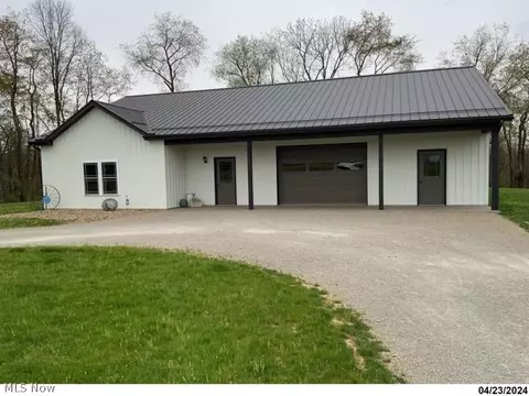 9671 Guys Rd, New Concord, OH 43762
