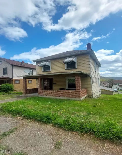 3324 Elm St, Weirton, WV 26062