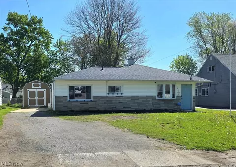 251 N Beverly Ave, Youngstown, OH 44515