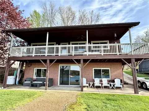 47817 Tomahawk Dr, Negley, OH 44441