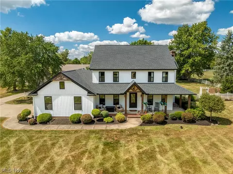 11121 Geib Ave NE, Hartville, OH 44632