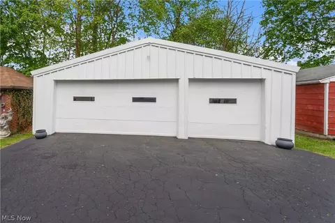 Exterior - 273 Maplewood Ave, Struthers, OH 44471 photo 3 of 3