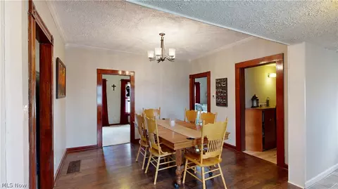 Dining - 1538 S Ridge Rd W, Ashtabula, OH 44004 photo 3 of 3