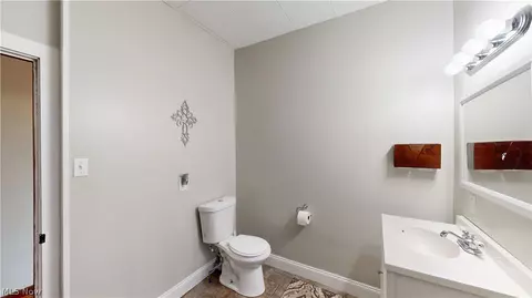 Bath - 1538 S Ridge Rd W, Ashtabula, OH 44004 photo 1 of 1