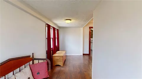 Entry Way - 1538 S Ridge Rd W, Ashtabula, OH 44004 photo 3 of 14