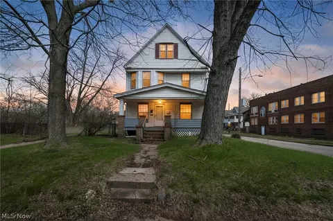 14819 Westropp Ave, Cleveland, OH 44110