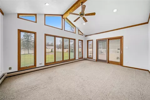 Living - 1584 Hemlock Dr, Ashtabula, OH 44004 photo 6 of 6