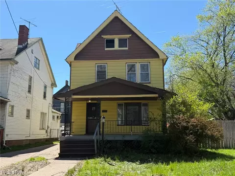 9902 Yale Ave, Cleveland, OH 44108