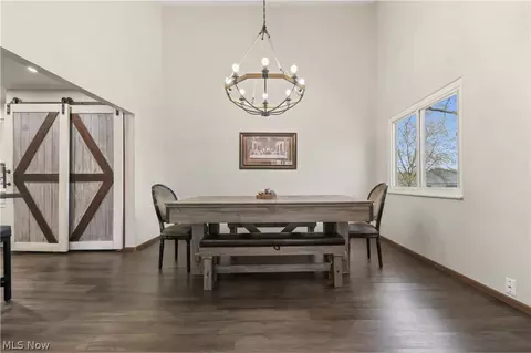 Dining - 804 Kirkwall Dr, Akron, OH 44321 photo 1 of 3
