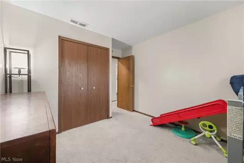 Bedroom - 804 Kirkwall Dr, Akron, OH 44321 photo 5 of 7