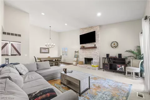 Other - 804 Kirkwall Dr, Akron, OH 44321 photo 1 of 10