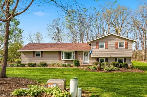 12555 Kaywood St NW, Massillon, OH 44647